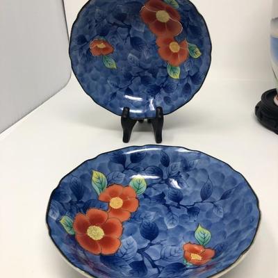 123:   Hand Painted Oriental Vases with Oriental Bowls