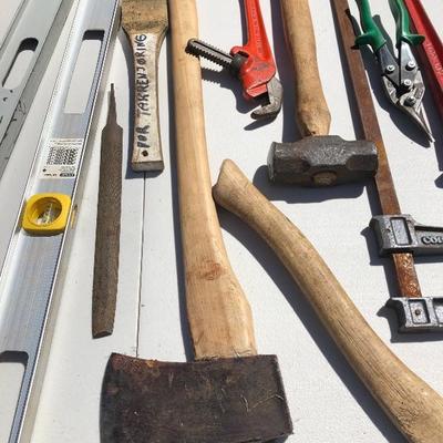 222:   A Huge Selection Of Tools