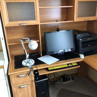 232:  Computer Desk/Hutch and Office Chair