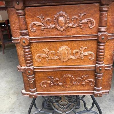 303:  Antique Singer Sewing Machine 