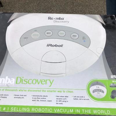 305: Roomba Discovery iRobot Vacuum In Box