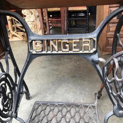 303:  Antique Singer Sewing Machine 