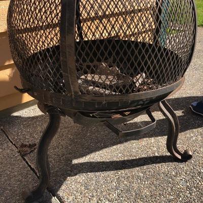 155:  Cast Iron Free Standing Outdoor Fire Place