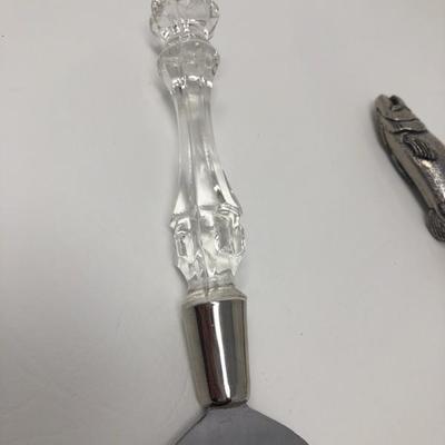 133:    Beautiful Serving Glass with Dessert Servers
