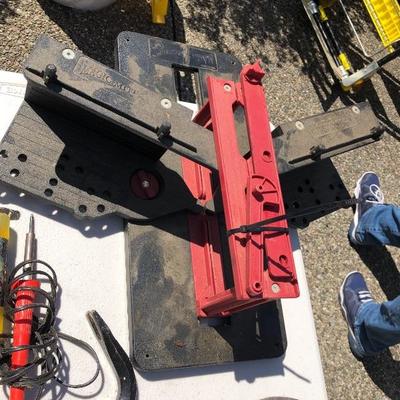 222:   A Huge Selection Of Tools