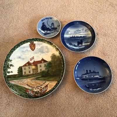 116: Norwegian Collector Plates