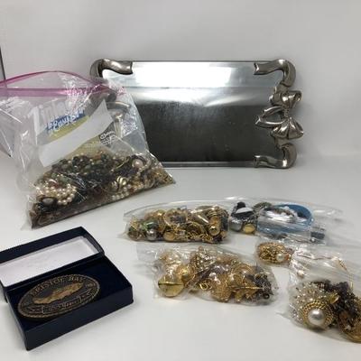 226:  Mystery Jewelry and Mirrored Tray