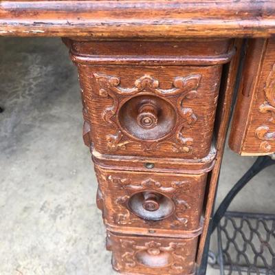 303:  Antique Singer Sewing Machine 