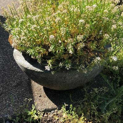 162:  Heavy Cement Planter 