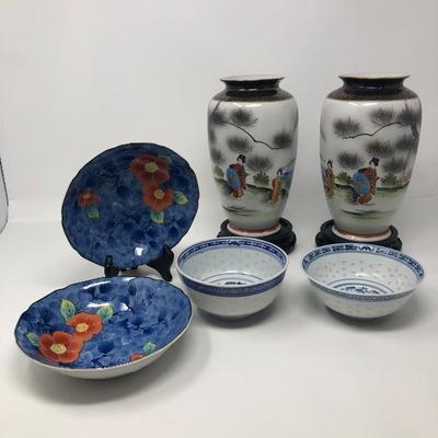 123:   Hand Painted Oriental Vases with Oriental Bowls