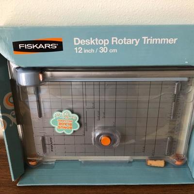 216:  Tracer Projector, Rotary Trimmer and Canvas Paper 