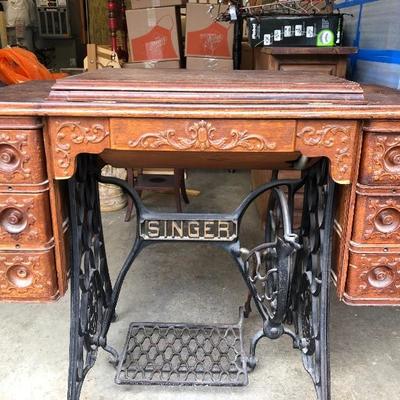 303:  Antique Singer Sewing Machine 