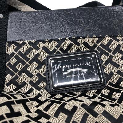 206:  Piazza Leather Purse and Tommy Hilfiger Purse 