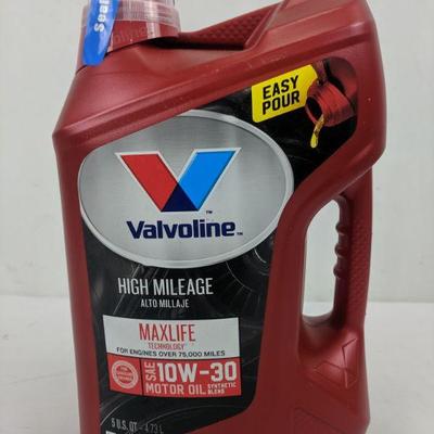 Valvoline Maxlife Motor Oil SAE 10W-30, 5 Qts - New