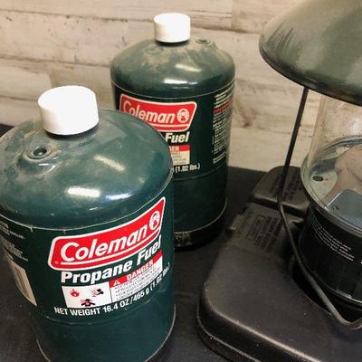 Lot 5 Propane lanterns with tanks and hard case cover