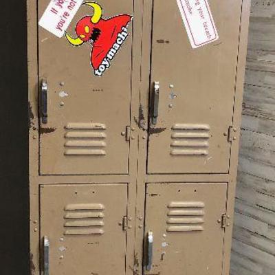 Lot 91 Vintage metal school locker 4 units