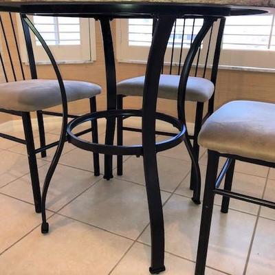 Composite Top Dinette with Four Chairs in very good condition 