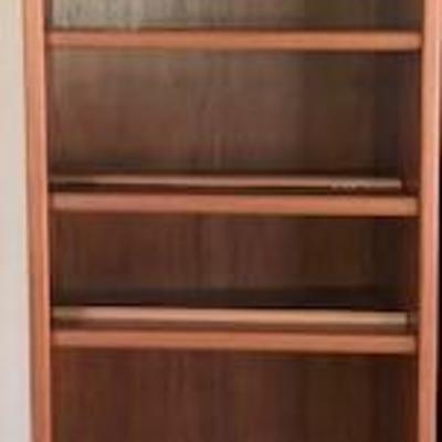 Classic Teak Entertainment Unit (with side shelves) in very good condition 
