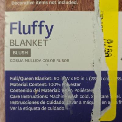 Better Homes & Gardens Fluffy Blanket, Pink, Queen - Needs Cleaning