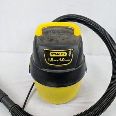 Stanley Wet/Dry Vacuum 1.5 Peak HP 1.0 Gallon - Tested, Works