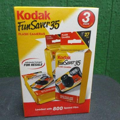 Kodak Disposable Camera FunSaver Flash 35mm Film 
