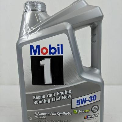 Mobil 1 5W-30 Motor Oil - New