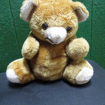 Plush Bear 1979 Dan Dee