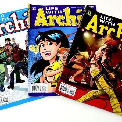 Life with ARCHIE - Lot of 20 Magazines - 2010-2011 Archie Comics