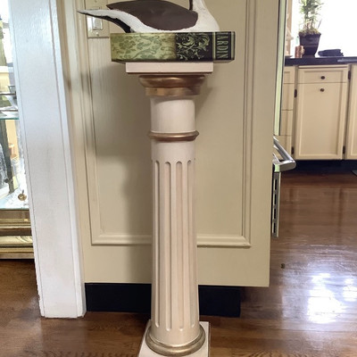 103 Decorative Pedestal with Duck  