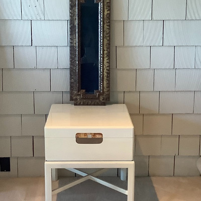 116 Opening Side Table and Long Mirror 