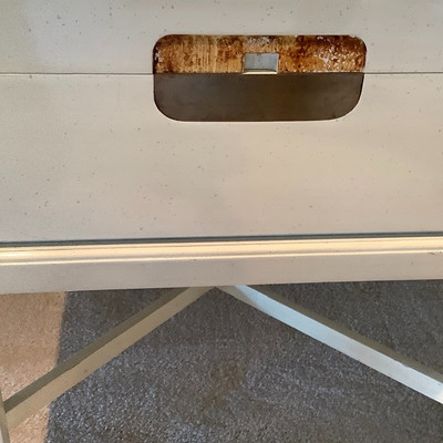 116 Opening Side Table and Long Mirror 