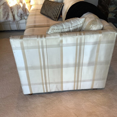 117 Vintage Five Piece Couch with Two Ottomans