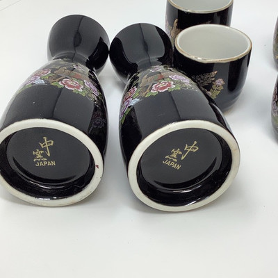 127 Oriental Saki Set and Serving Tray