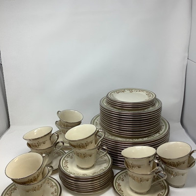 131 Set of Lenox China Fresh Meadow Pattern