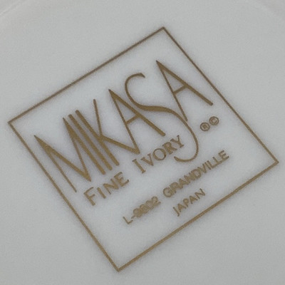 132 Mikasa China Fine Ivory