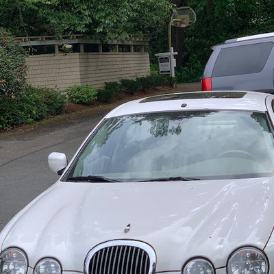143 2002 Jaguar S Model Sedan