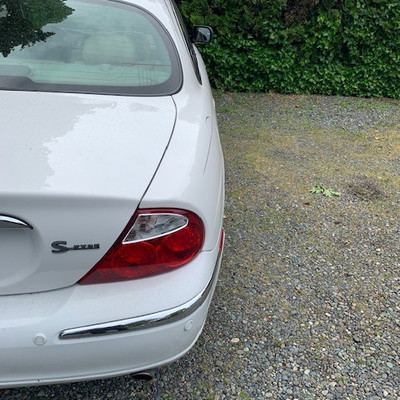 143 2002 Jaguar S Model Sedan