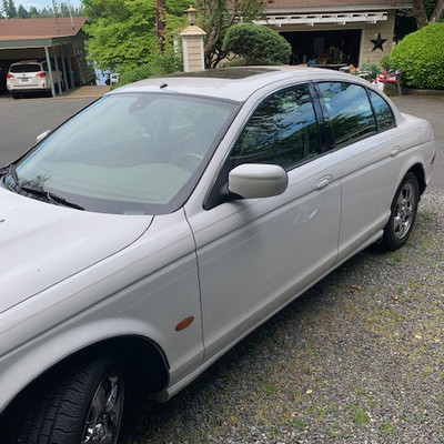 143 2002 Jaguar S Model Sedan