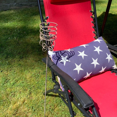 147 Red White and Blue Lounging in The Shade