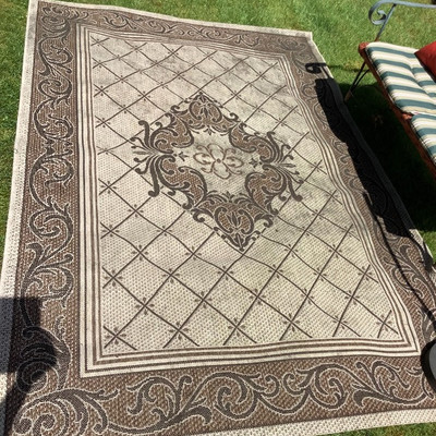 148 Outdoor Sitting Area