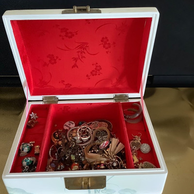 172 Lotus Enamel Jewelry Box with Contents