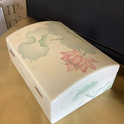 172 Lotus Enamel Jewelry Box with Contents