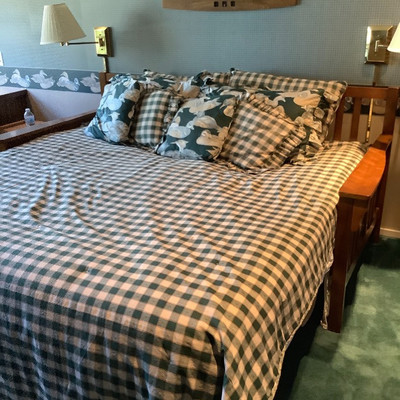 178 Mission Style Trundle Hide a Way Bed and Shelf