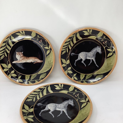 181 Jungle Themed Dishes with Painted Wooden Zebra