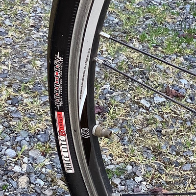 185 Trek 7500FX 9 Speed Bike