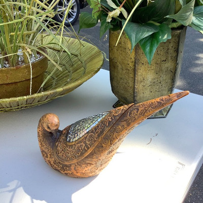 186 Artificial Floral Pots and Ceramic Birds