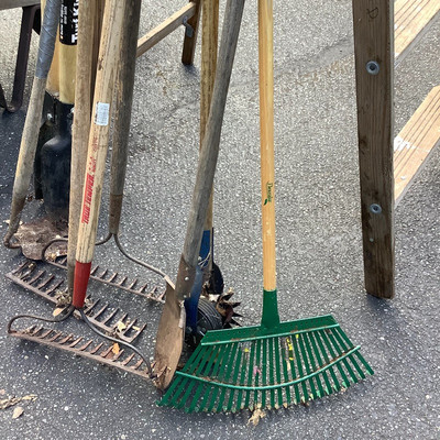 192 Yard Tool Lot