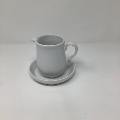 206 Basket of Mixed Brand White Kitchen Items