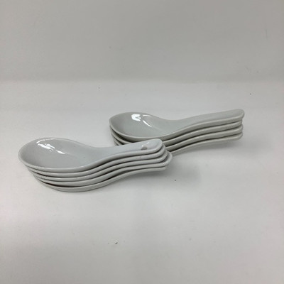 206 Basket of Mixed Brand White Kitchen Items