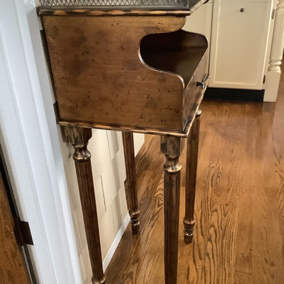 213 Entry Table with Drawer and Vintage Thermometer 